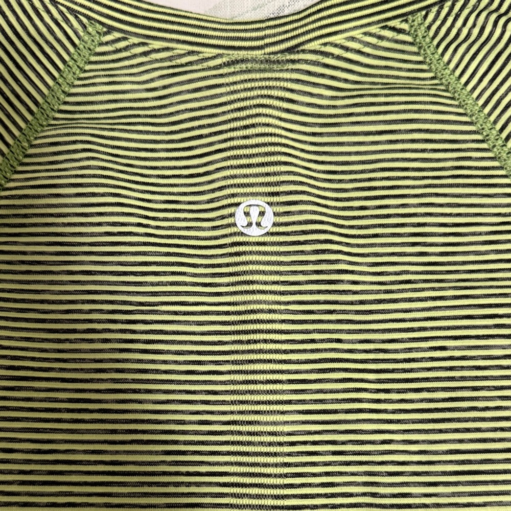 Lululemon Striped Green Long Sleeve Top - Picture 4 of 5